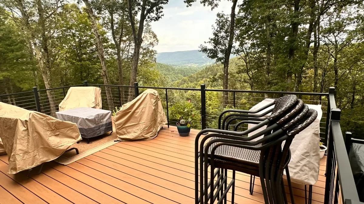 deck with cable railing in Pennsylvania